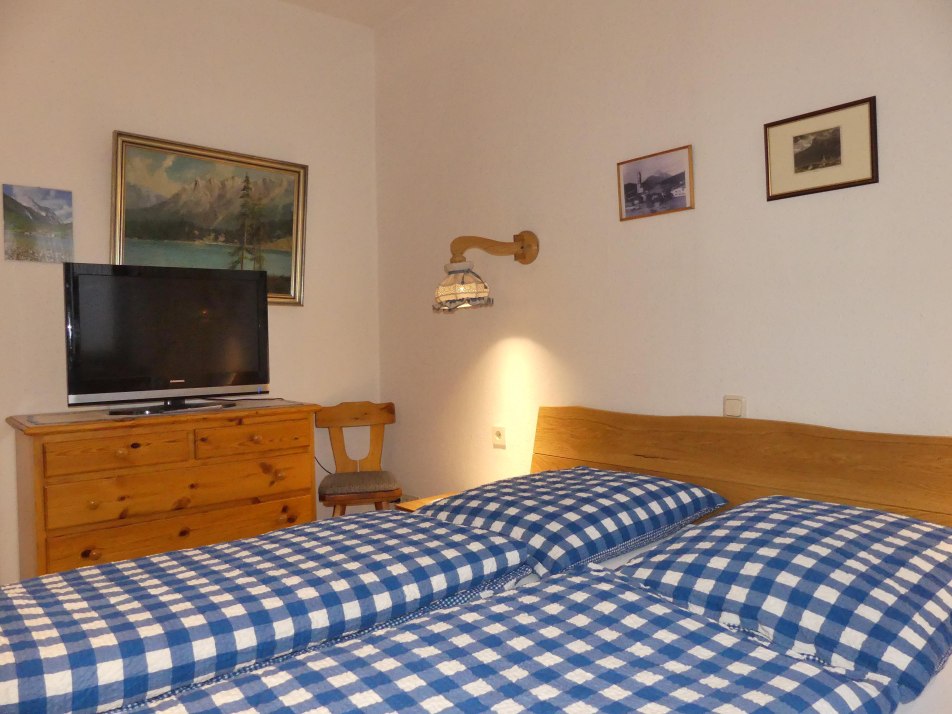 FEWO 7 - Sleeping Area