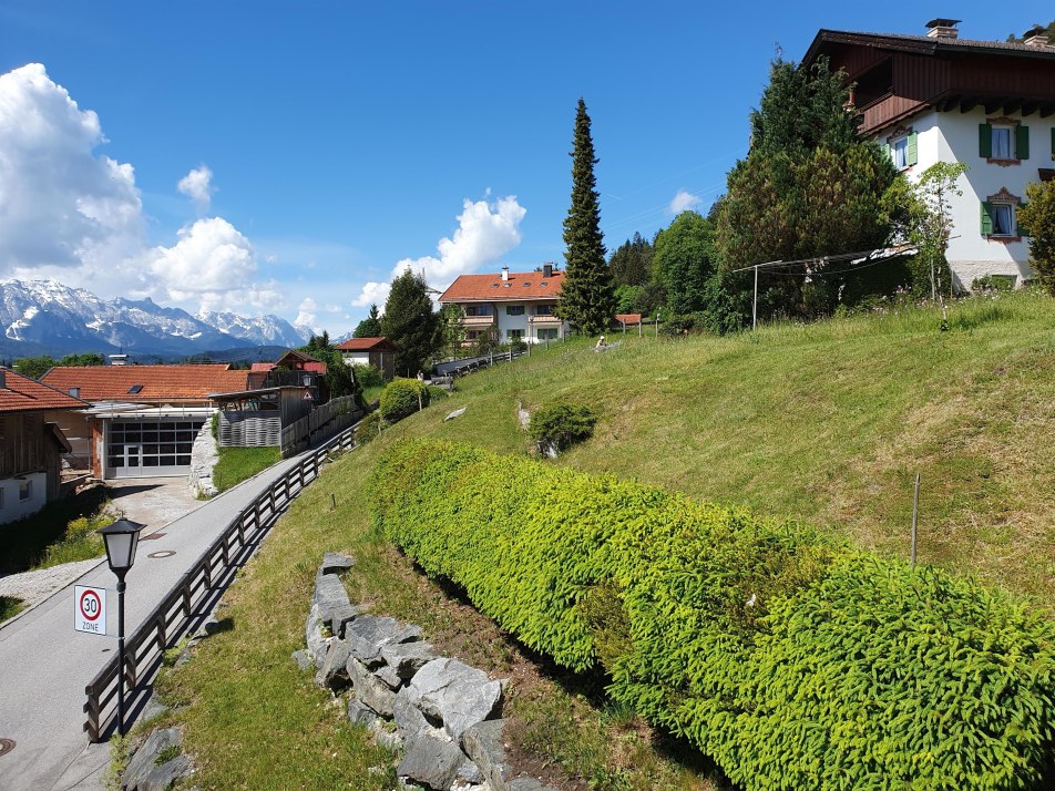 Wanderwege direkt hinter dem Haus