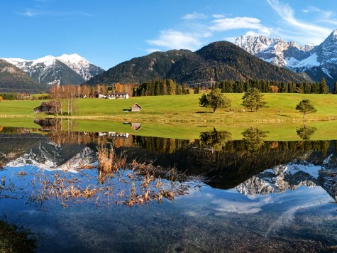 Blick über den Schmalensee im Frühling mit Karwendel, © Alpenwelt Karwendel | Wera Tuma