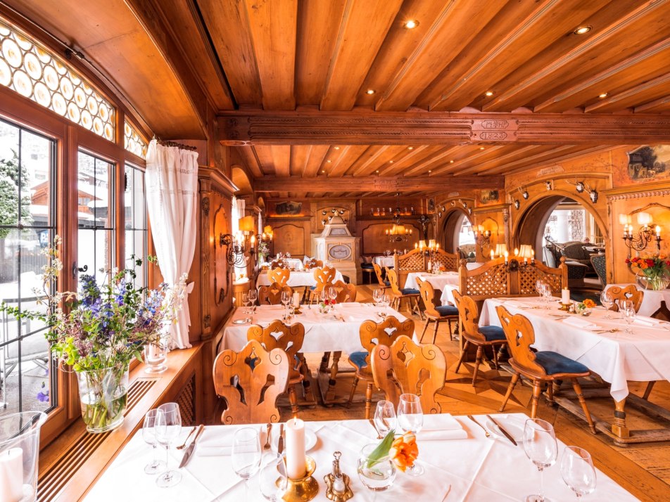 seitlich-alte-stube-mit-fenster, © Parkhotel Wallgau GmbH