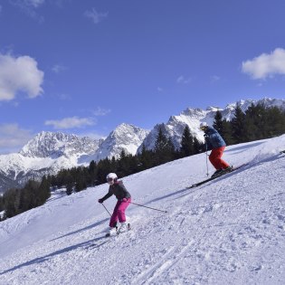 In der Alpenwelt Karwendel gibt es Skispaß für Groß und Klein, © Alpenwelt Karwendel | Stefan Eisend