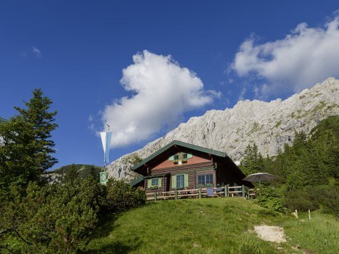 Hochlandhütte Sommer, © Alpenwelt Karwendel | Wolfgang Ehn