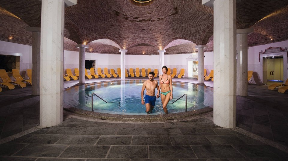 Unweit von Mittenwald, Krün und Wallgau: Das Olympiabad in Seefeld/Tirol, © Olympiabad Seefeld | Andre Schoenherr Unweit von Mittenwald, Krün und Wallgau: Das Olympiabad in Seefeld/Tirol, © Olympiabad Seefeld | Andre Schoenherr